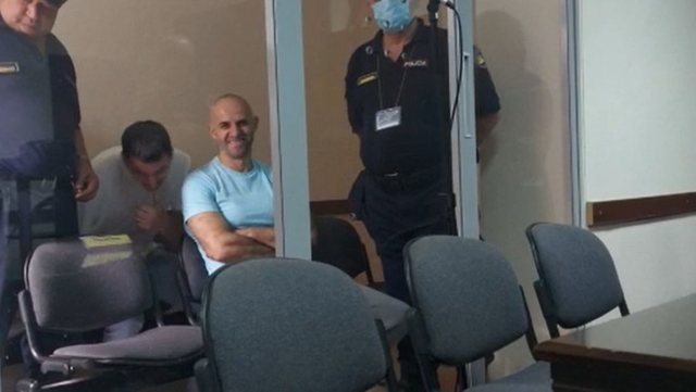 640 0 arber cekaj ne gjykate i buzeqeshur pas tentatives per arratisje 1100x620 1