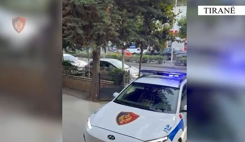 Tirane policia 1