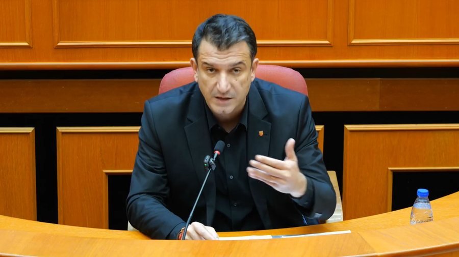 Erion veliaj