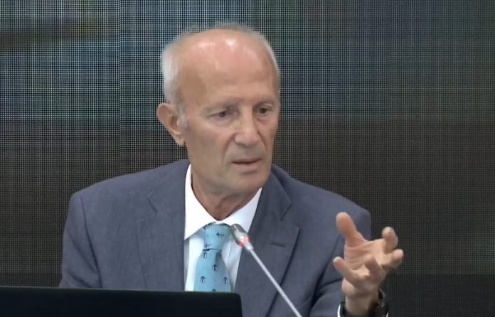 Screenshot 9 1 696x446