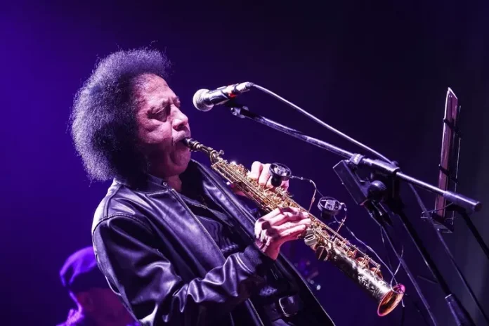 1652644e4288db0398be00a4e3d2bd1a 696x464