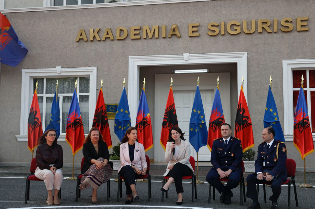 Akademia e sigurise1 1024x679