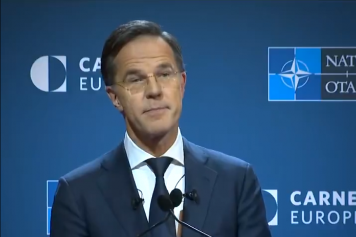 Mark rutte 696x464