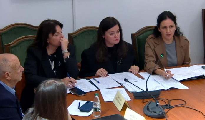 Screenshot 2025 10 06 124612 696x408