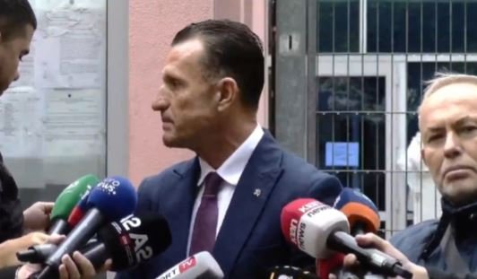Avokati i metes cekrezi