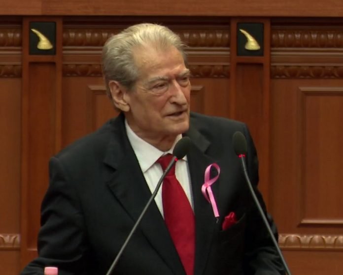 Sali berisha 2 1 696x559