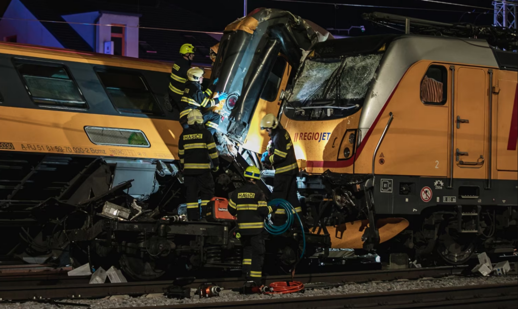 Aksident hekurudhor ne Ceki dhjetera te plagosur 1024x611