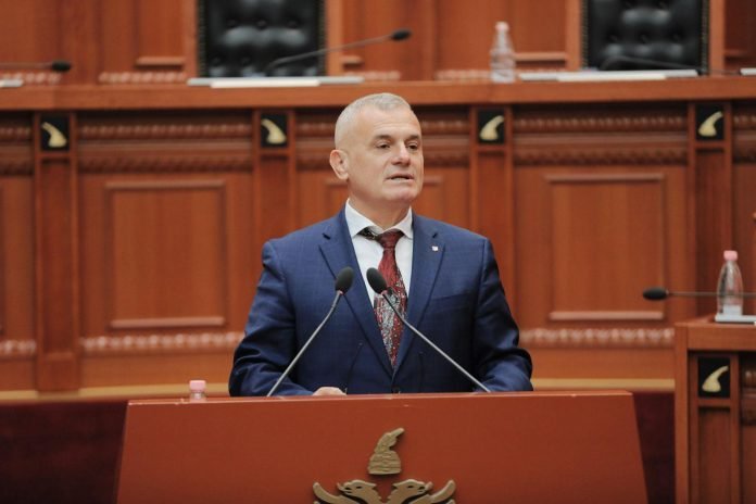 Kuvendi ne seance plenare dt 13 mars 2024 16 696x464