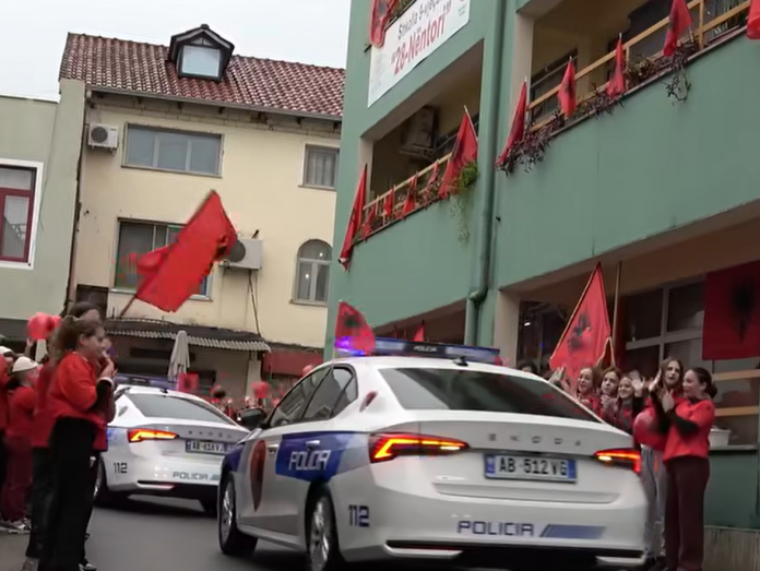 Screenshot 2025 11 28 102640 696x523