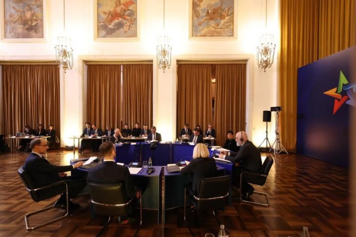 WhatsApp Image 2025 11 21 at 11.05.44 AM 696x464