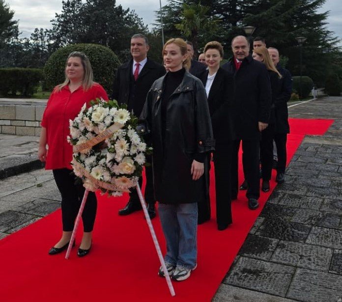 WhatsApp Image 2025 11 29 at 11.13.53 696x1237