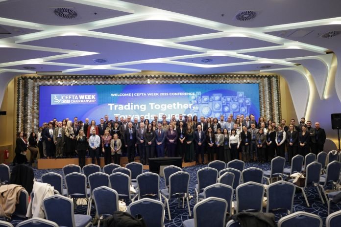 0c3aa2fe 7b3f 4c46 a46c 83a561be78fc 696x464