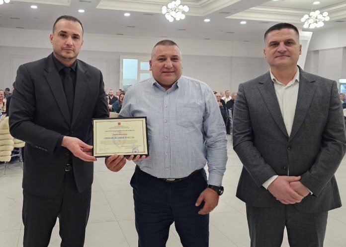 605533798 1276062507892425 8249410956405400347 n 696x498