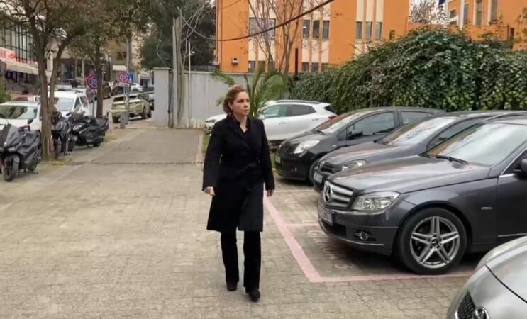 XHACKA NE SPAK 743x450