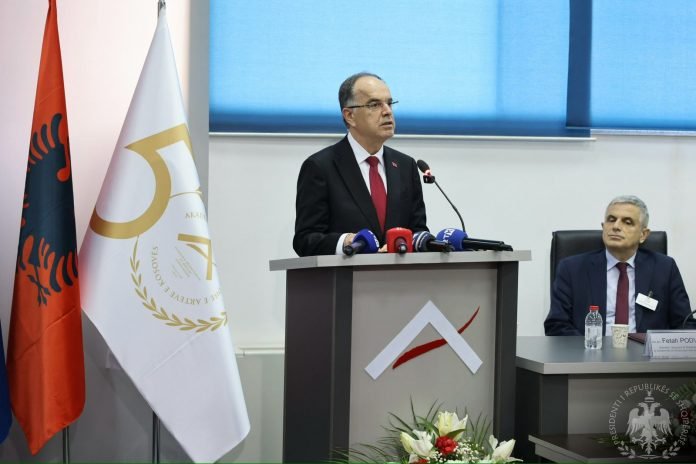 Dfdf60a1 3231 4fac b9d3 3a1040651042 696x464