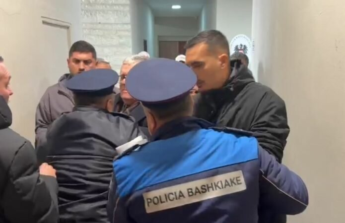 Perplasje ne vlore 695x450