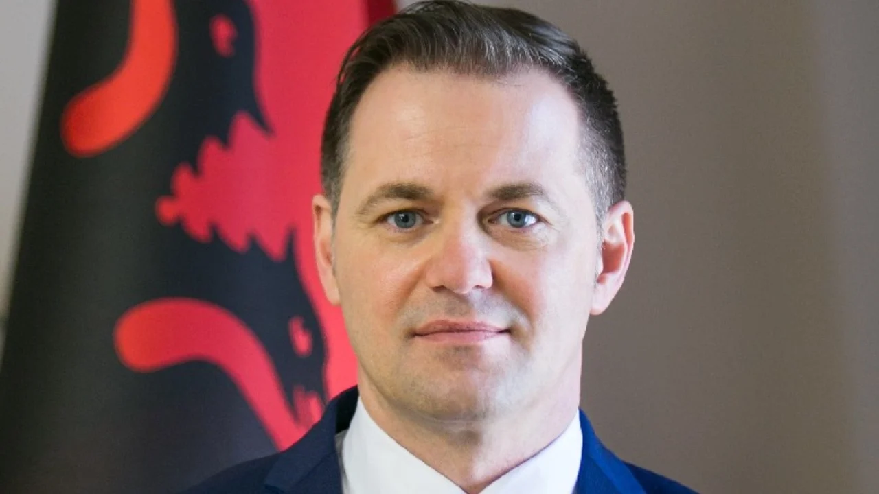 1601468473 gentgazheli sd