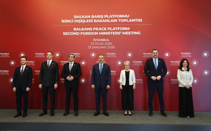 617156705 1445639956928434 482162137844864398 n 696x431