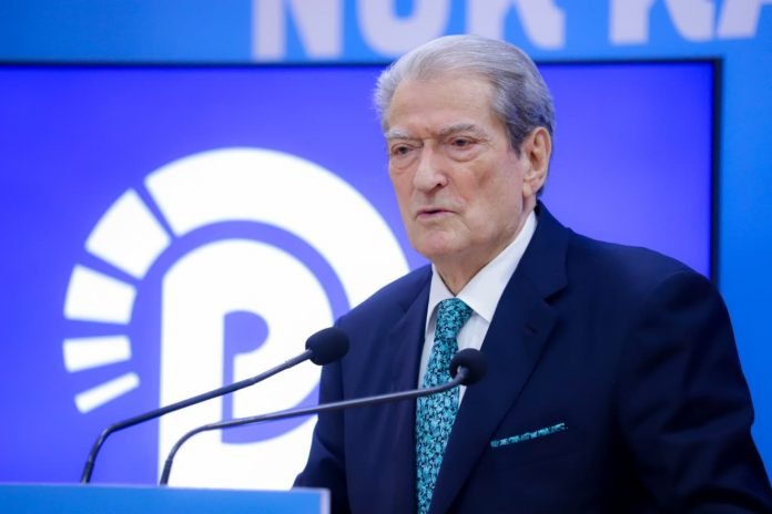 Sali Berisha 2 696x464