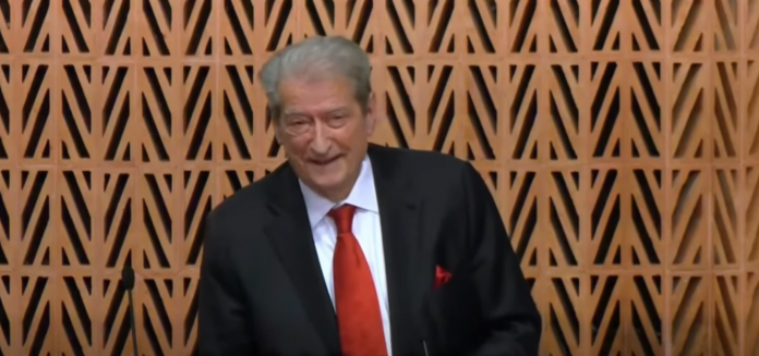 Screenshot 2026 01 28 114901 696x327