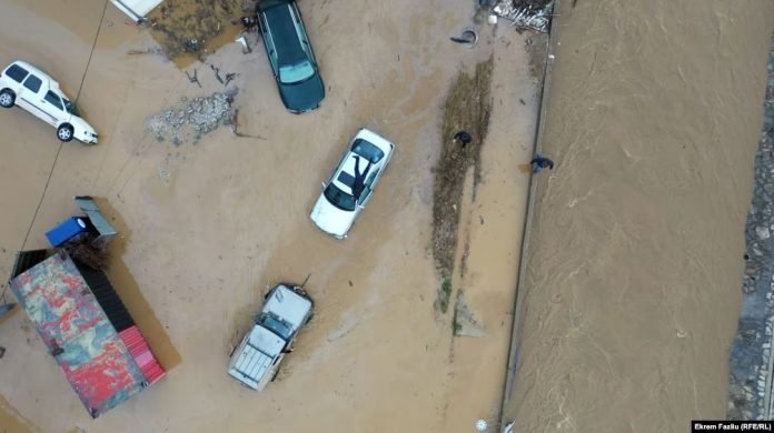 Screenshot 10 696x390