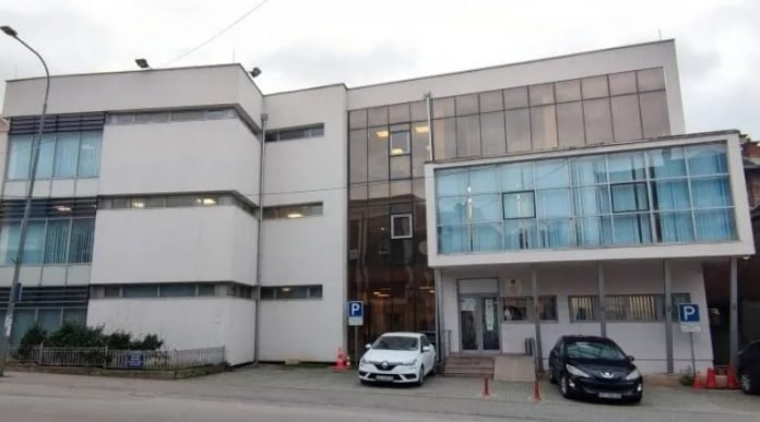 Screenshot 2 37 696x387