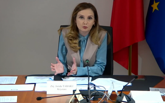 Screenshot 4 1 696x435