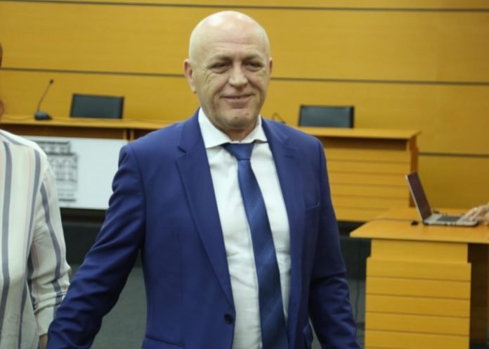 Tonin Sterkaj 696x496