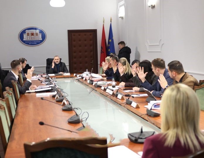 Komisioni i Ligjeve 3 696x539