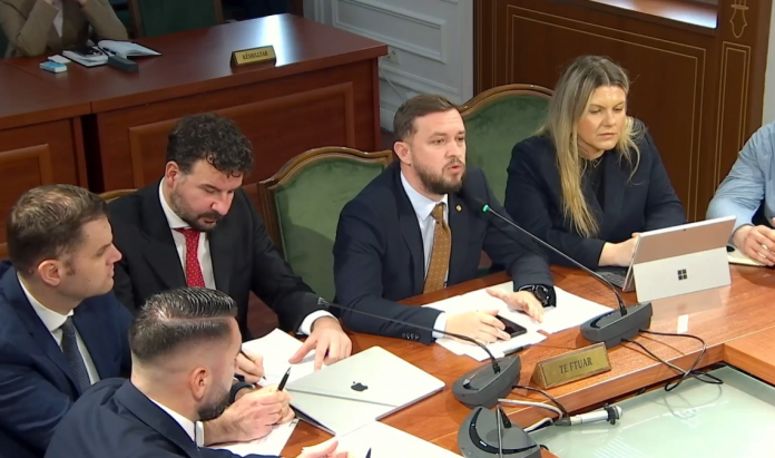 Screenshot 2026 02 16 134514 696x411