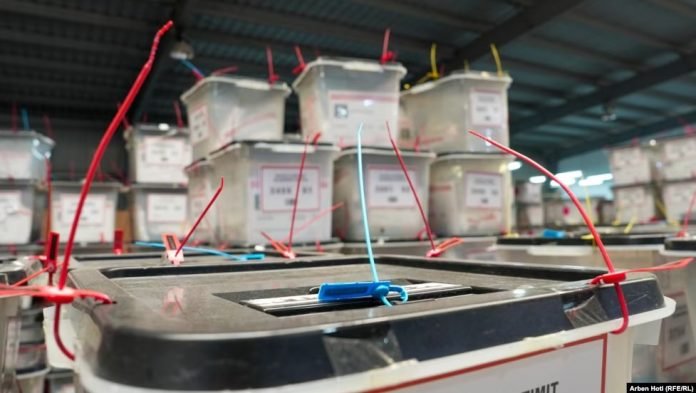 Screenshot 1 6 696x393