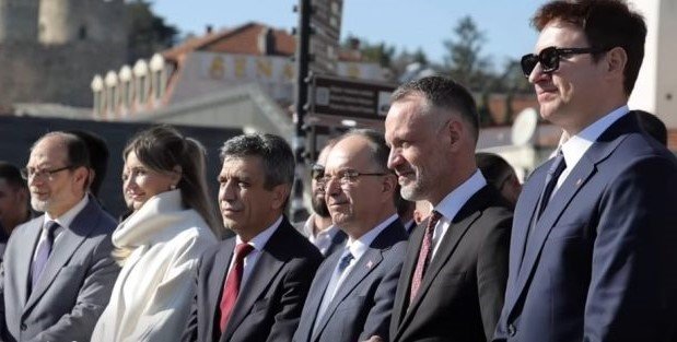 Screenshot 5 27 696x313