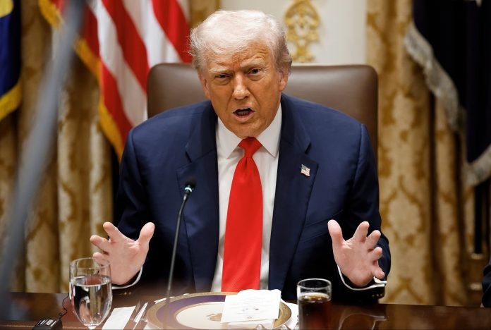 Donald trump 19 gty gmh 251014 1760469229073 hpMain 696x468