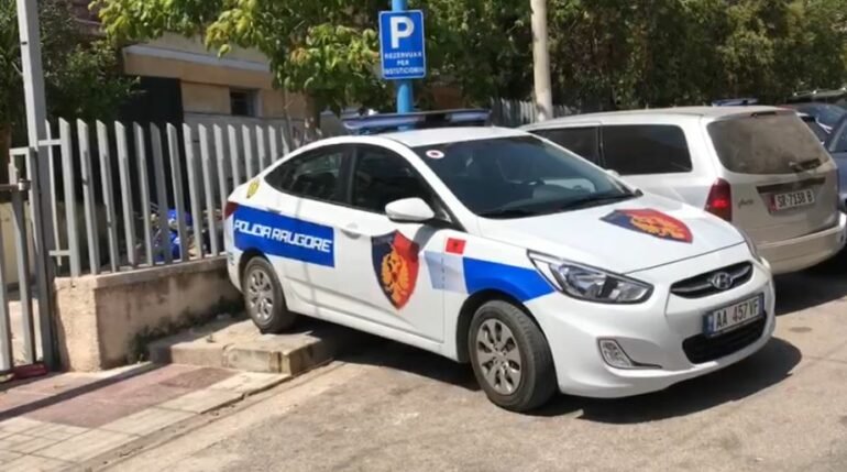Policia sarande 770x429