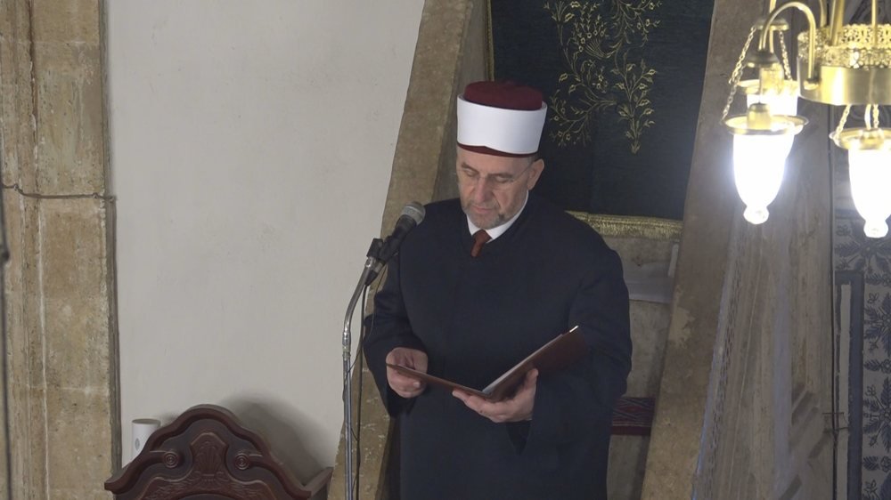 1000 0 KR BAJRAMI NE KOSOVE frame