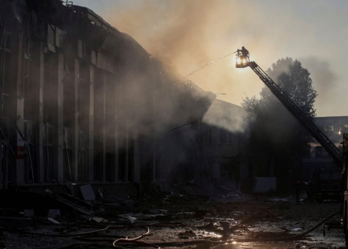 2025 06 23T055221Z 613323800 RC258FAIDXBT RTRMADP 3 UKRAINE CRISIS ATTACK KYIV 1024x733 1 696x498