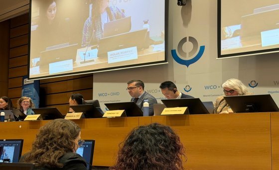 560 341 e6a1e9ae2eb9b28d24d31d4b20d5fb2d