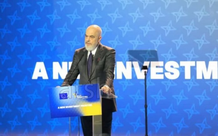 Kryeministri Edi Rama ne samitin BE Ballkanin perendimor ne Tirane 6 e1760354578893 696x433