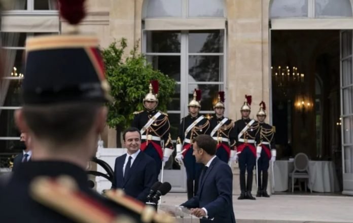 Screenshot 1 53 696x440