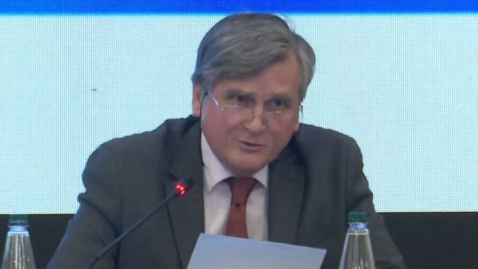 Screenshot 3 696x392