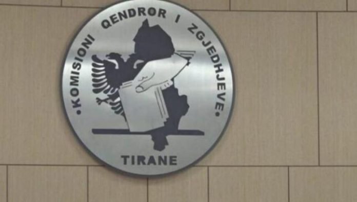 1761916889 kqz 696x393