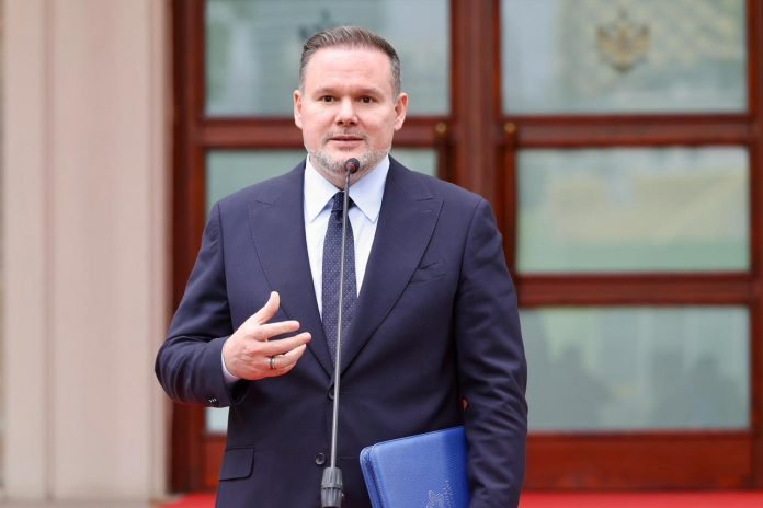 26025586 69a9 497d a897 745f43c6c725 696x464