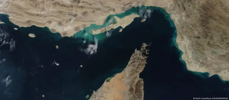 76637937 1004 770x337