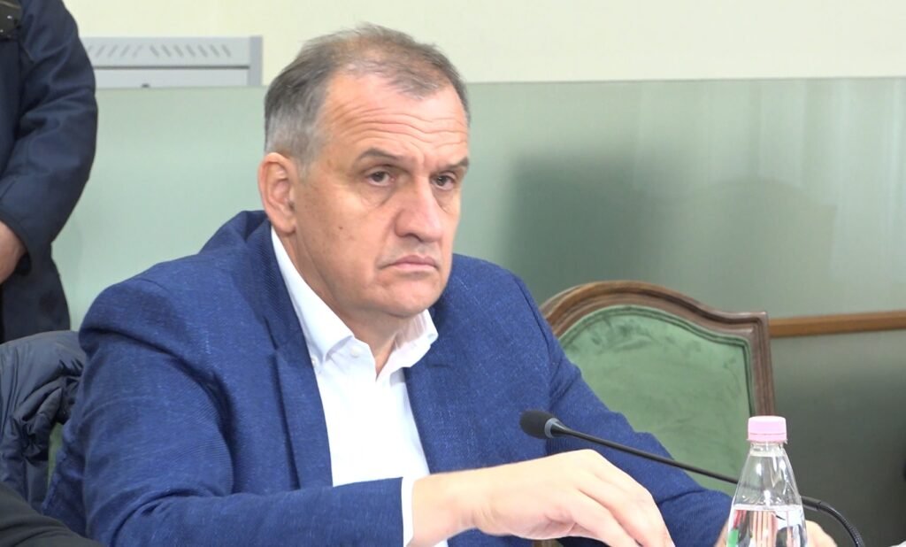 Ilir Beqaj ne Komisionin Hetimor per Shendetesine 1024x618