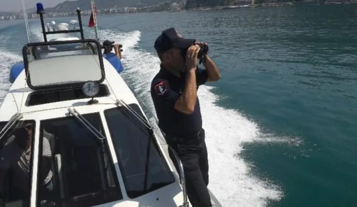 Screenshot 18 1 696x404