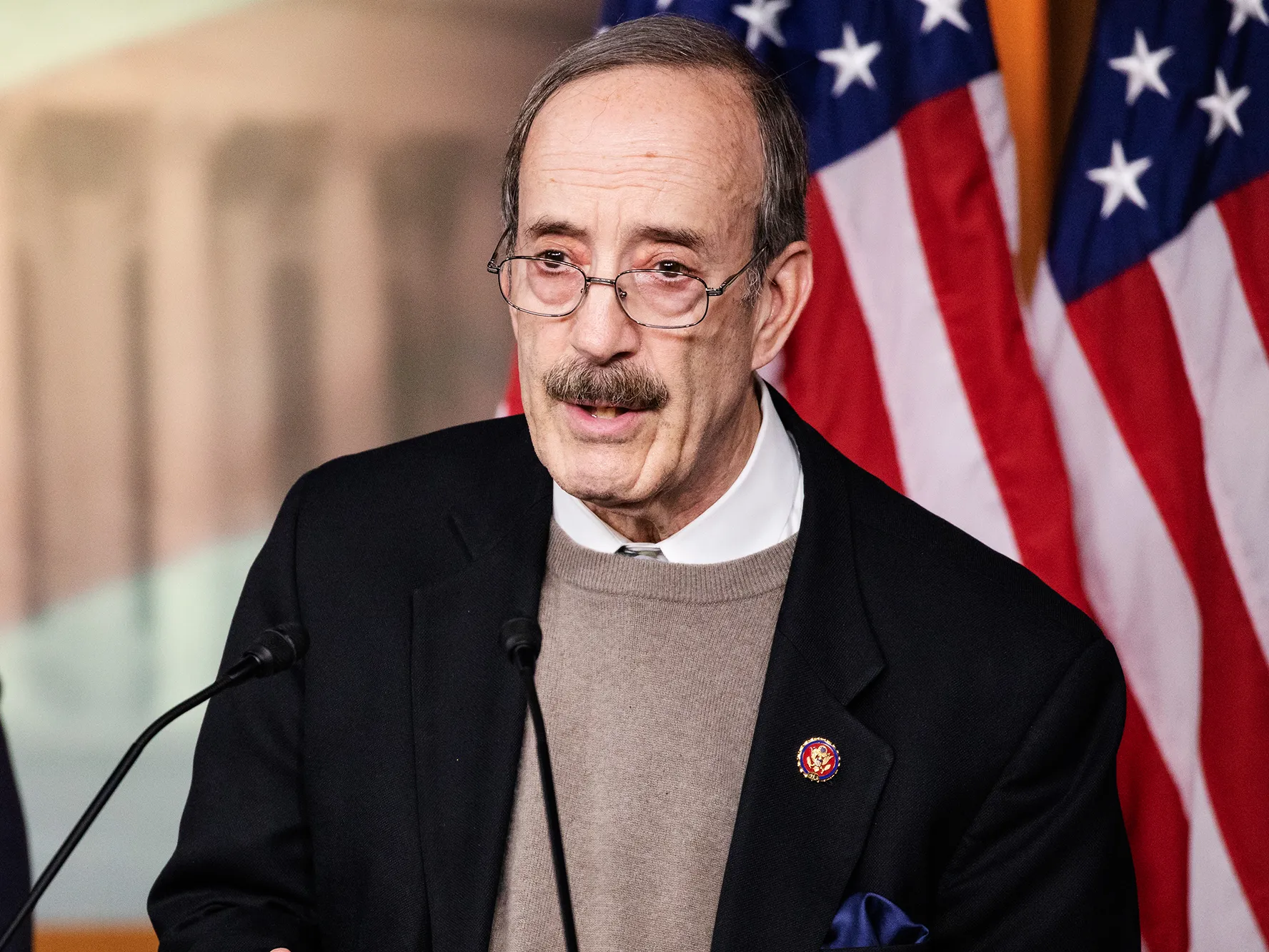 Auto Eliot Engel upset1775850380