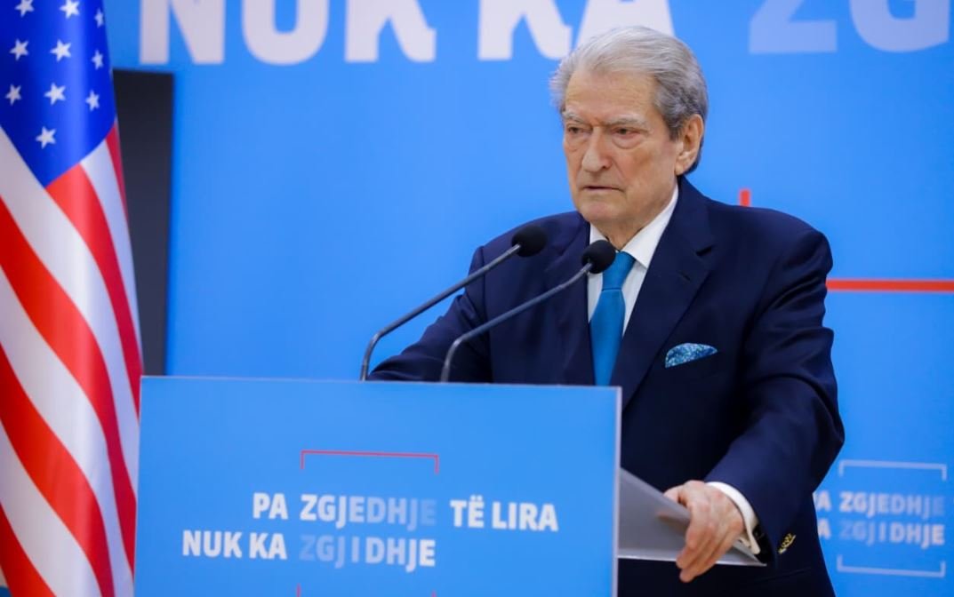 Sali Berisha konference shtypi