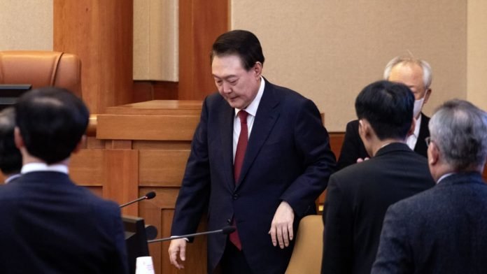 108091032 1737609887511 gettyimages 2194470996 SKOREA YOON IMPEACHMENT 696x392