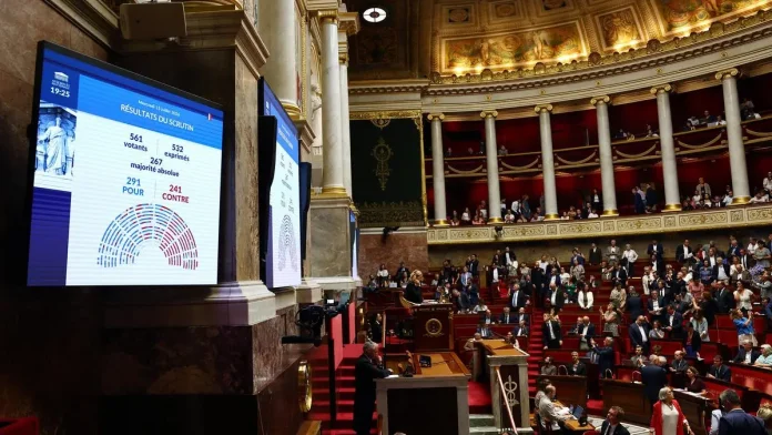 2026 07 15T172747Z 1921741345 RC2HEMAF7EA0 RTRMADP 3 FRANCE POLITICS ASSISTED DYING 696x392