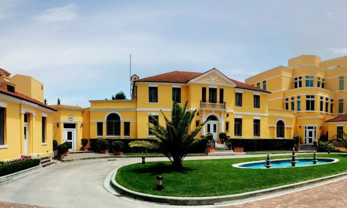 Ambasada e SHBA 696x418